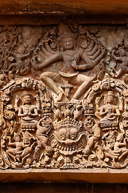 16-Prasat Sikhoraphum-010